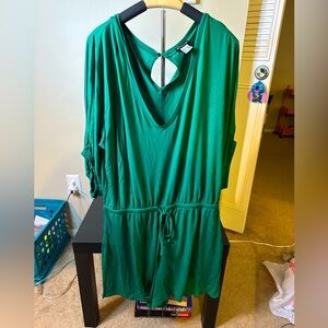 Venus green romper size XL